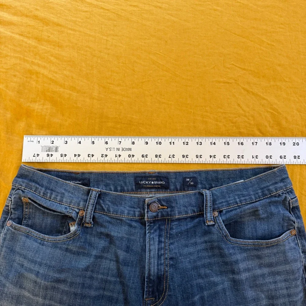 Lucky‎ Brand 221 Straight Mens Blue Denim Jeans 38x30 Medium Wash Stretch